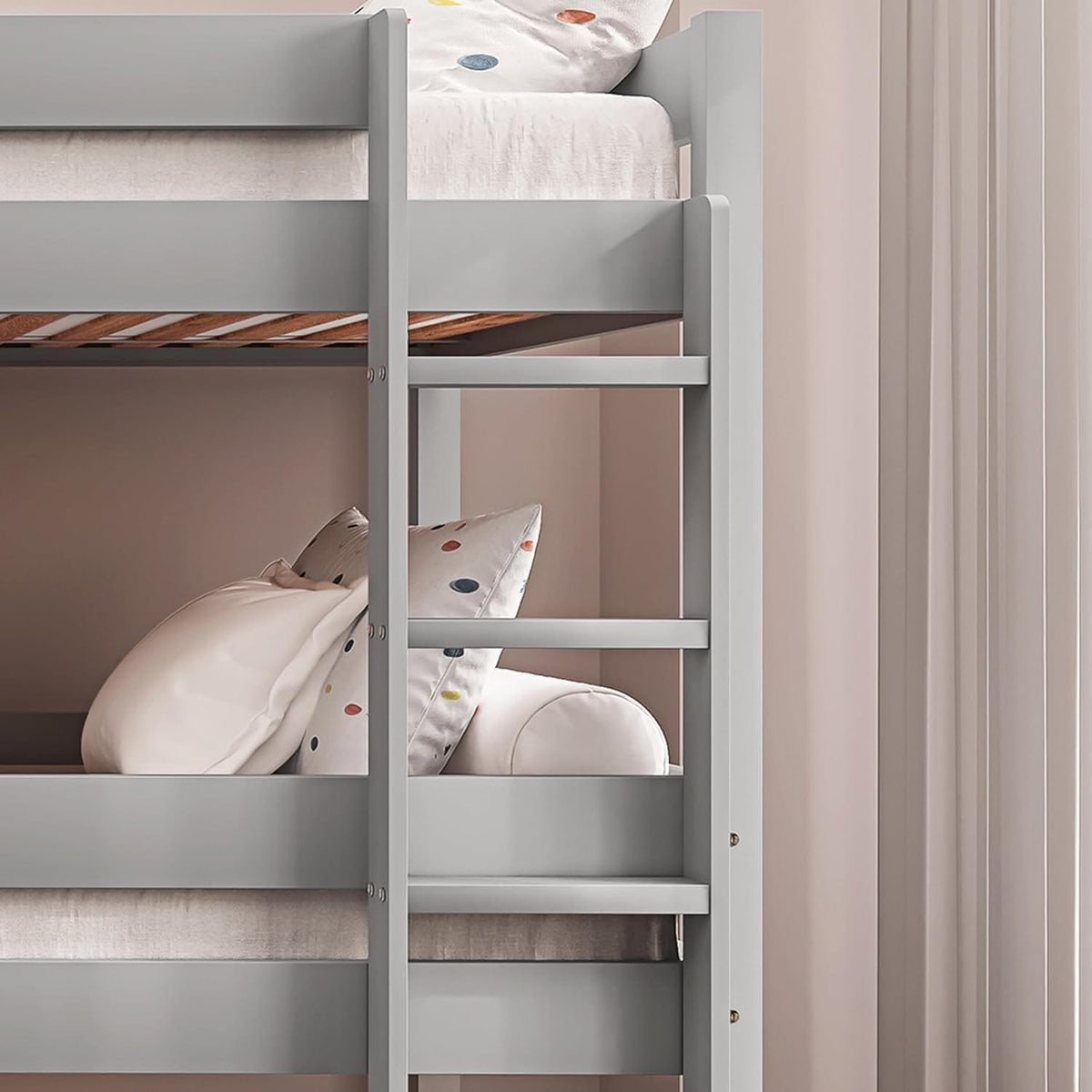 Shano Bunk Bed, 3ft Triple Bunk Bed with Ladder, Wooden Triple Sleeper Kids Bunk Bed, Solid Pine Wood Single Bed Frame for Children, Space Saving High Sleeper Bunk Bed