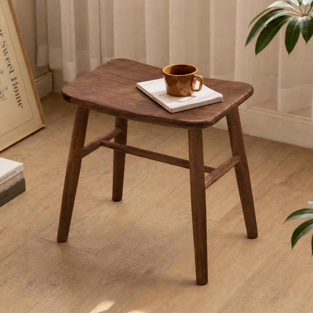 Shano Solid Red Oak Dressing Stool | Curved Seat | Pre-Assembled | 150kg | 2 Finishes