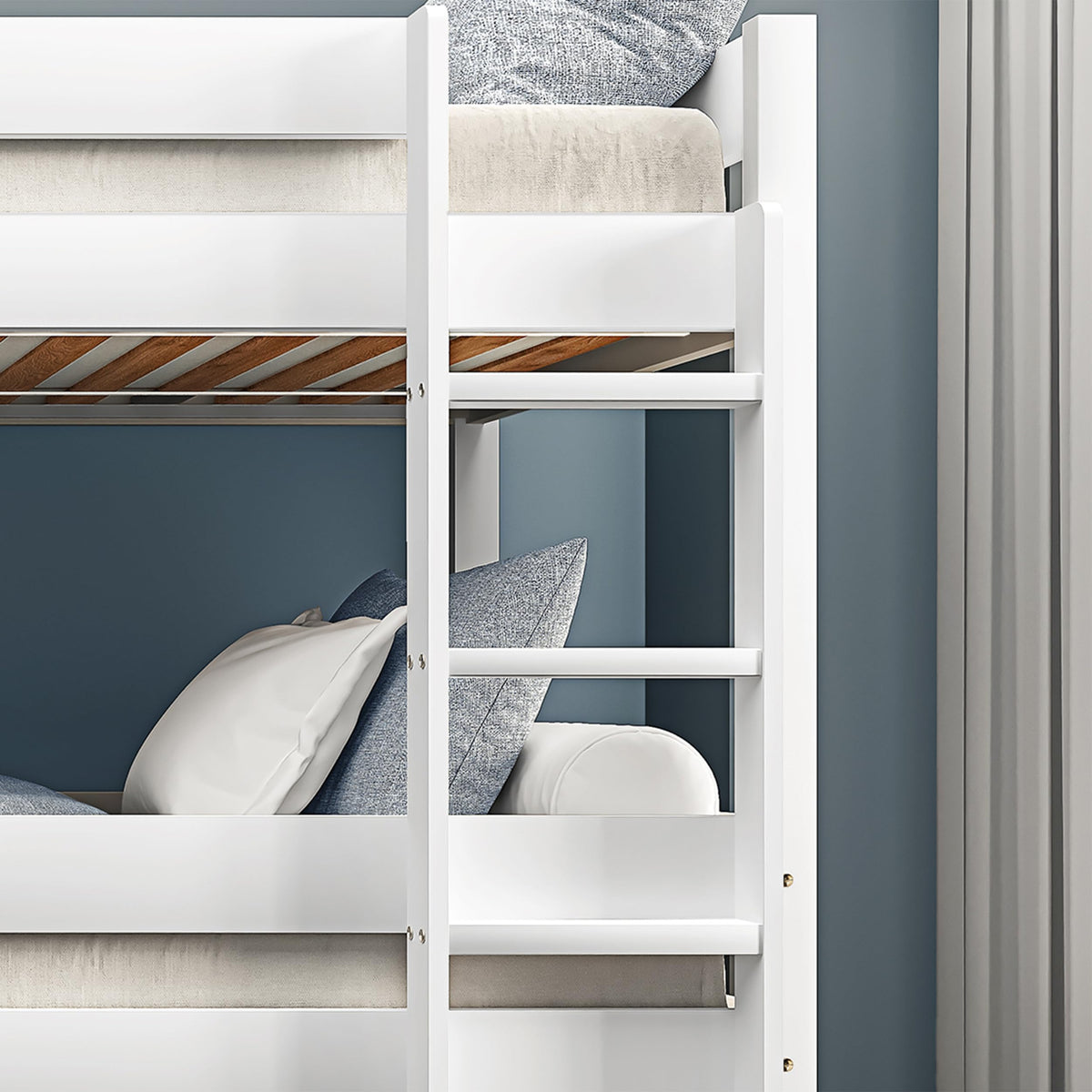 Shano Bunk Bed, 3ft Triple Bunk Bed with Ladder, Wooden Triple Sleeper Kids Bunk Bed, Solid Pine Wood Single Bed Frame for Children, Space Saving High Sleeper Bunk Bed